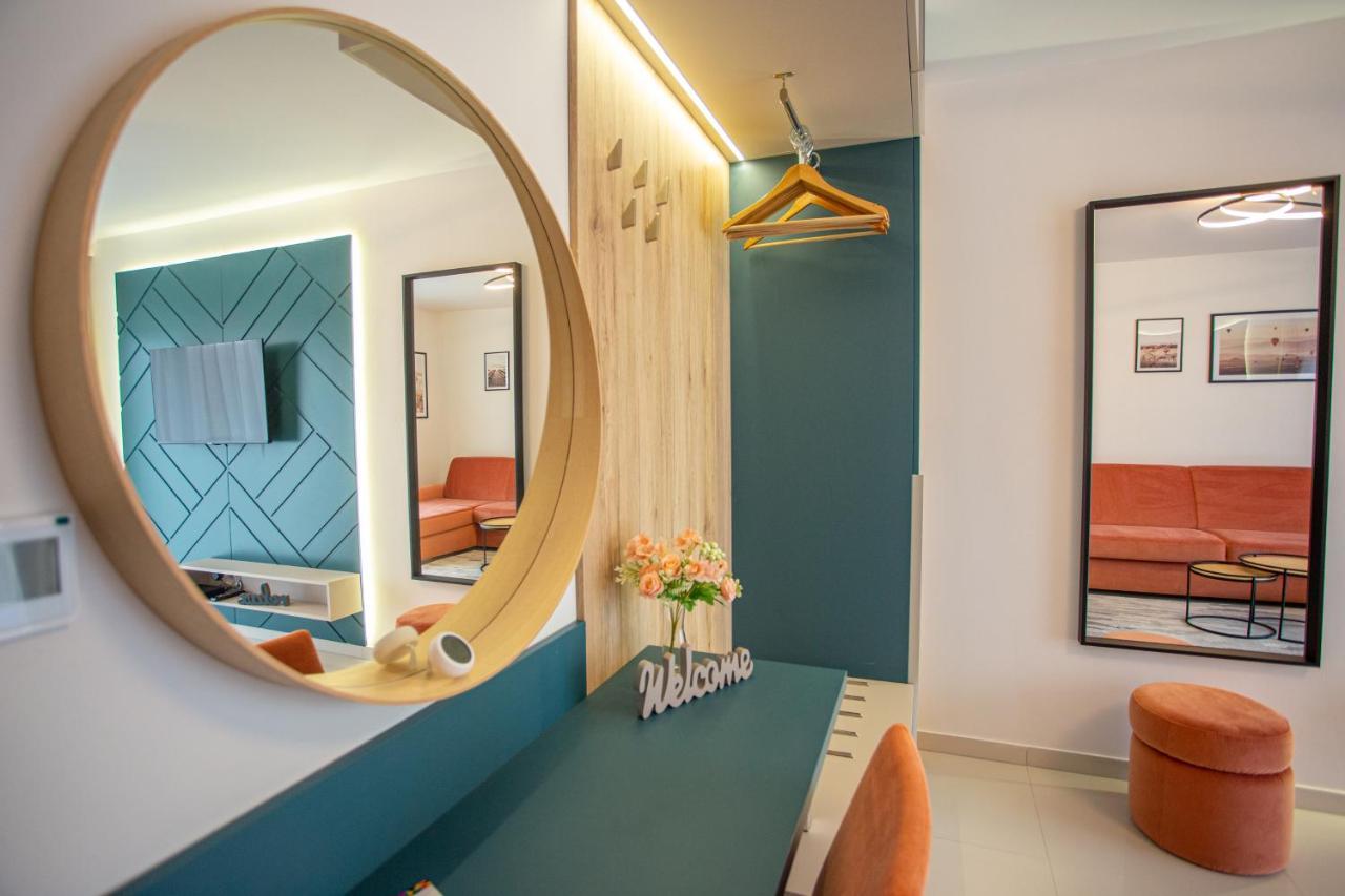 Viktoria Apartman Gyula Bagian luar foto